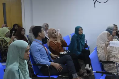 Netherlands Maritime University College (NMUC) hosted a "Personal Grooming for Staff" training session during the National Training Week (NTW) Netherlands Maritime University College (NMUC) Netherlands Maritime University College (NMUC) media