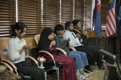 Yayasan Bandaraya Johor Bahru Distributes 100 Aidilfitri Food Baskets to students Netherlands Maritime University College (NMUC) Netherlands Maritime University College (NMUC) media