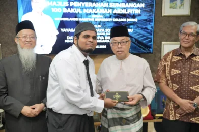 Yayasan Bandaraya Johor Bahru Distributes 100 Aidilfitri Food Baskets to students Netherlands Maritime University College (NMUC) Netherlands Maritime University College (NMUC) media