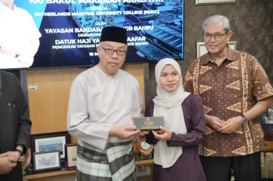 Yayasan Bandaraya Johor Bahru Distributes 100 Aidilfitri Food Baskets to students Netherlands Maritime University College (NMUC) Netherlands Maritime University College (NMUC) media