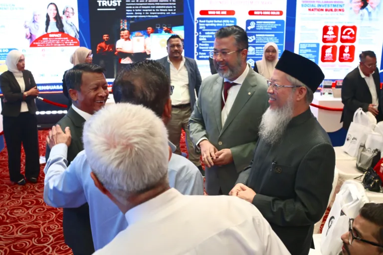Strategic Collaboration between Netherlands Maritime University College (NMUC) and Asia AeroTechnic Sdn Bhd (AAT) Netherlands Maritime University College (NMUC) Netherlands Maritime University College (NMUC) media