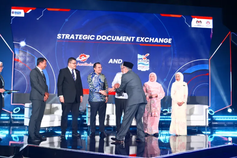 Strategic Collaboration between Netherlands Maritime University College (NMUC) and Asia AeroTechnic Sdn Bhd (AAT) Netherlands Maritime University College (NMUC) Netherlands Maritime University College (NMUC) media